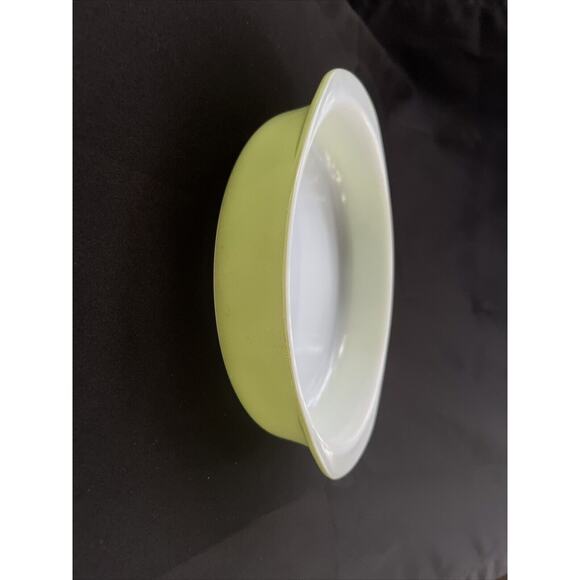 Vintage Pyrex 227 Lime Green Milk Glass Bakeware Casserole Dish 8" - Picture 7 of 10